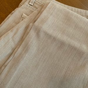 NWOT bone colored jeans by Rich & Skinny - size 32